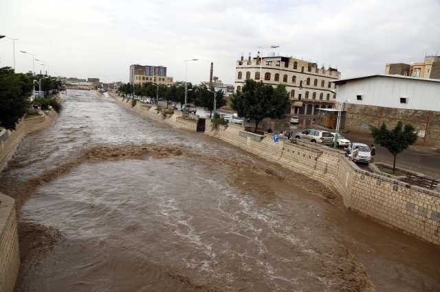 الأرصاد يتوقع أمطارا غزيرة على هذه المحافظات وتحذير هام للمواطنين من السيول