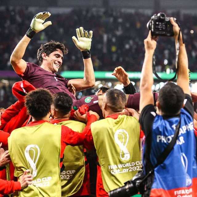 بعد إصابة كورتوا.. الحارس المغربي ياسين بونو إلى ريال مدريد!