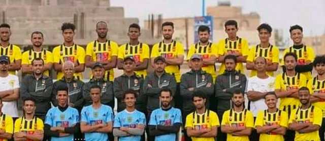 واحد من أكبر الأندية في اليمن يقرر الإستغناء عن لاعبيه ووقف نشاطه الكروي