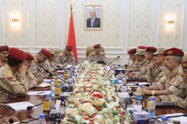 وزير الدفاع اليمني ..قوات الجيش لديها تجربة طويلة مع الحوثيين تمتد لقرابة عقدين