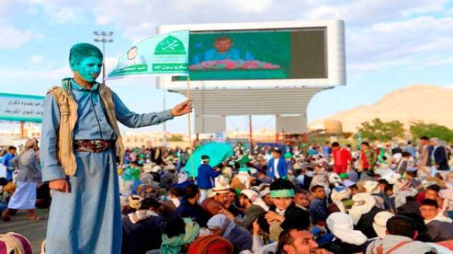 تعرف على أقوى تعليق لدبلوماسي يمني على زعيم المليشيا بشأن المولد النبوي