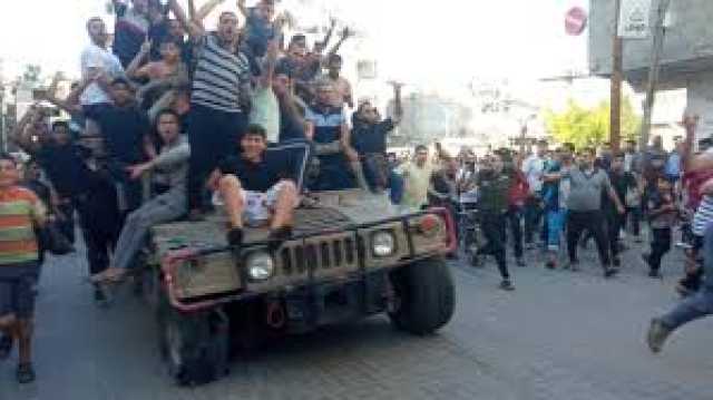 حماس تعلن السيطرة على دبابات وآليات عسكرية إسرائيلية في غلاف قطاع غزة