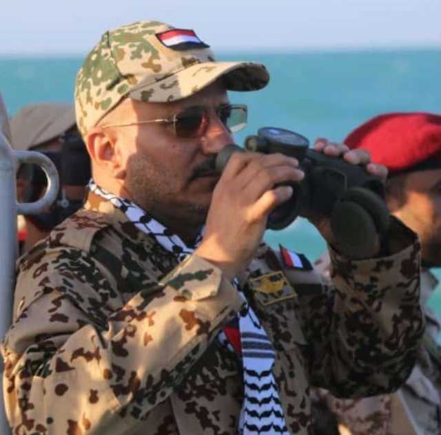 طارق صالح يستنفر قواته في البحر الأحمر ..وهذا ما وجّه به
