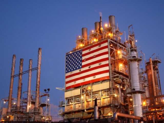 أمريكا في طريقها لإنتاج كميات مهولة من النفط أكثر من أي دولة بالتاريخ ...ضرب إنتاج دول الخليج