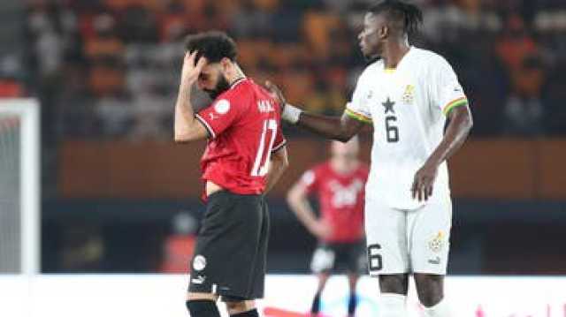 شكوك حول طبعية الاصابة التي تعرض لها المصري محمد صلاح وكم سيغيب عن الملاعب