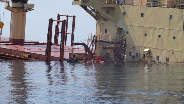 اعلان حوثي جديد بشأن استهداف السفن البريطانية بالبحر الأحمر والاخيرة تصدر بياناً بشأن غرق السفينة روبيمار