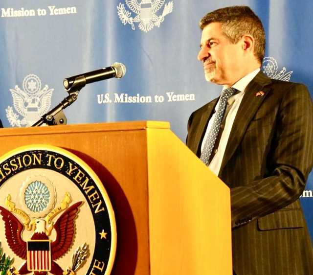 من الرياض.. سفير واشنطن يتحدث عن حل الصراع اليمني وتأثير هجمات الحوثيين على عملية السلام