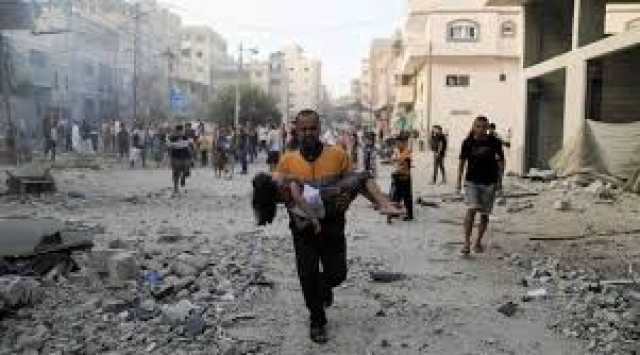 9 قتلى و20 مصاباً بقصف استهدف منتظري المساعدات في غزة