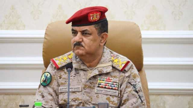 وزير الدفاع لا سلام إلا بهزيمة ميليشيا الحوثيوإخضاعها بالقوة لكي تجنح للسلم