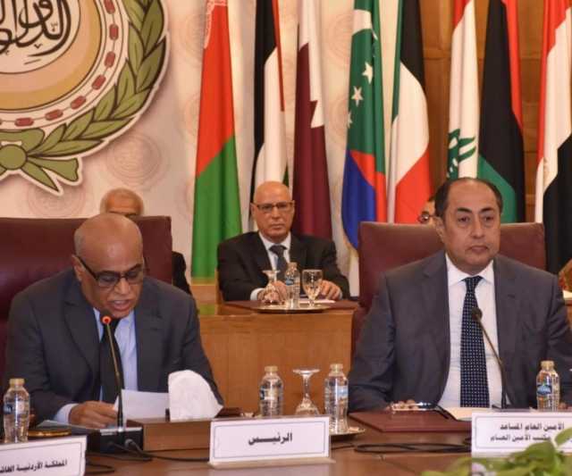 اليمن تترأس اجتماعا طارئا في الجامعة العربية خرج بعدة قرارات