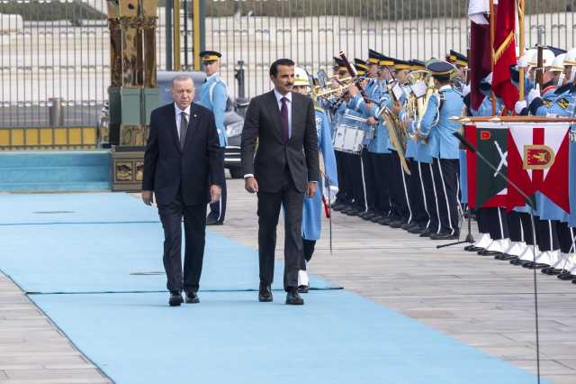 بـ 21 قذيفة مدفعية.. أردوغان يستقبل أمير قطر في أنقرة