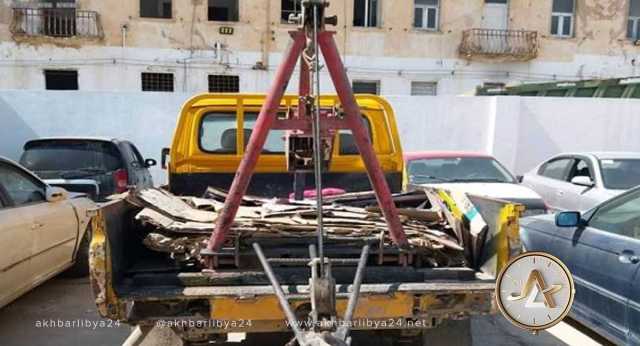 ضبط تشكيل عصابي في بنغازي يمتهن سرقة السيارات باستخدام رافعة