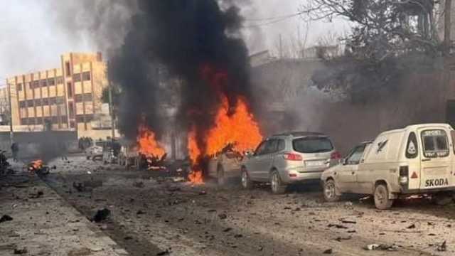 مقتل وإصابة 11 شخصا بانفجار سيارة مفخخة في حلب السورية (فيديو)