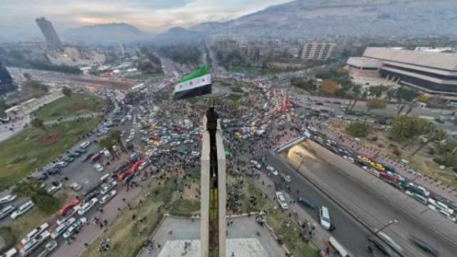 يلتقي الحكومة الانتقالية.. أول وفد عربي رسمي يزور دمشق الأحد