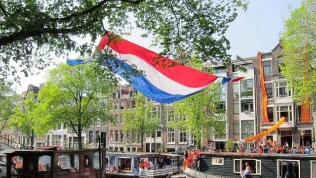 هولندا تغلق سفارتها في طهران وقنصليتها في أربيل تحسبا من تصعيد إيراني إسرائيلي