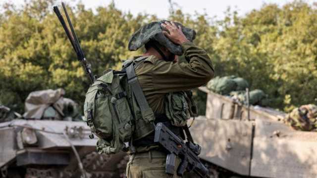 فيديو صادم: مراسل إسرائيلي يفر هاربا مع جندي بسبب إشتباكات غزة