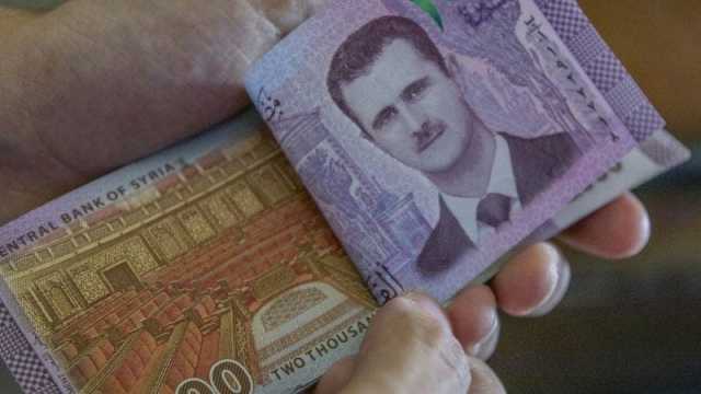 الاردن يفرض ضوابط جديدة على الحوالات المالية مع سورية