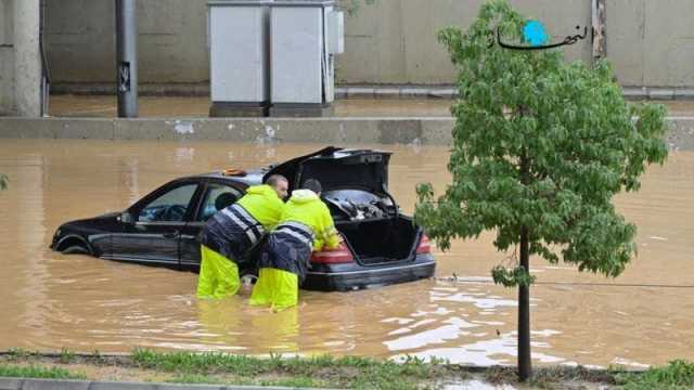 المنخفض الجوي يشتد.. فيضانات وانهيارات في بيروت