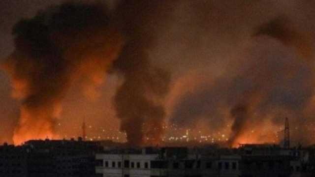 مركز المصالحة الروسي: طائرات إسرائيلة قصفت مطار النيرب