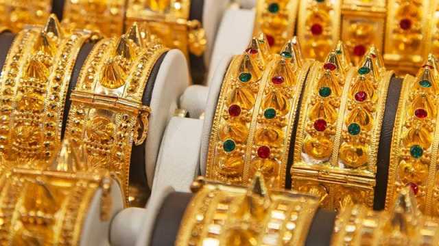 سعر الذهب اليوم في دبي الخميس 1 فبراير 2024.. عيار 21 الآن