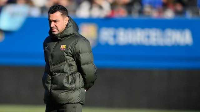 برشلونة يخطط لعرض وظيفة جديدة على تشافي بعد رحيله