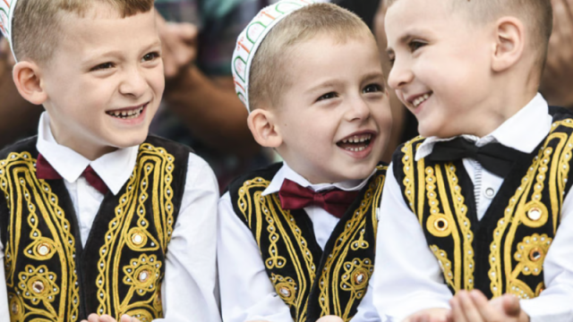 رمضان في المدينة البيضاء رفعت راية السلام في قلب أوروبا