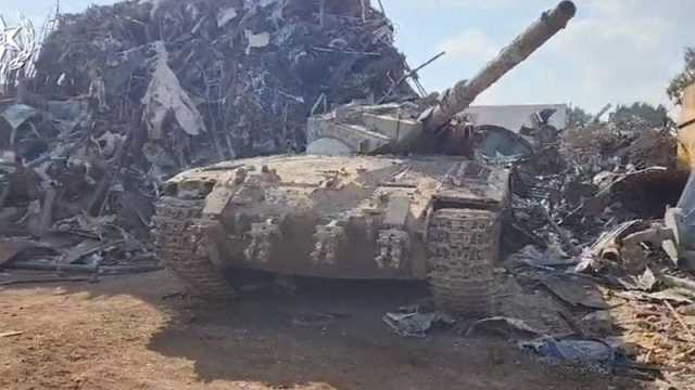 سرقة دبابة من قاعدة للجيش الاسرائيلي