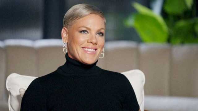 بينك Pink تهاجم حساب شبهها بمتحول جنسي.. ومطالبات باعتذارها