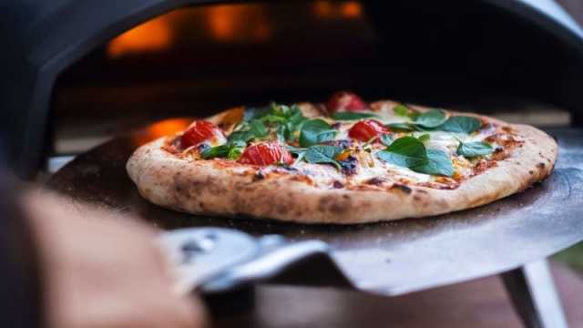 3 وصفات بديلة وصحية لتحضير بيتزا Pizza Hut