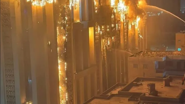 حريق الإسماعيلية: فيديو يظهر لحظة سقوط شخص من الطابق السادس