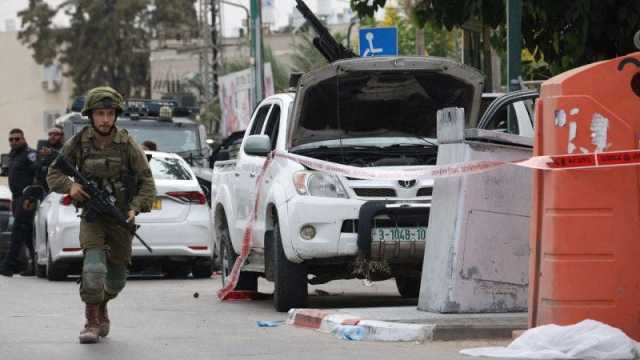 عاجل.. 15 قتيلا اسرائيليا برصاص مسلحين توغلوا داخل مستوطنة جنوب عسقلان