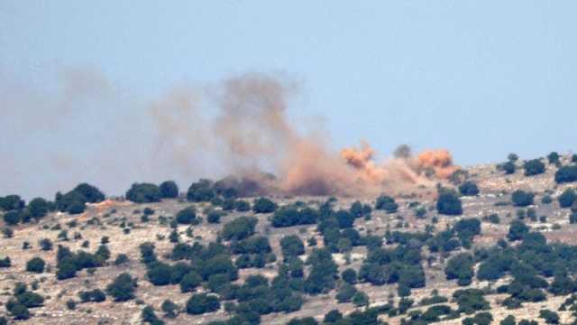 القوات الاسرائيلية تحاصر 8 أشخاص جنوب لبنان (فيديو)