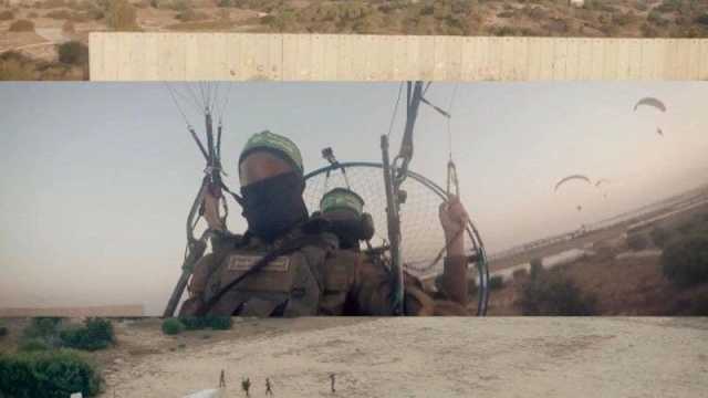 شاهد لحظة اقتحام مقاتلي حماس للمستوطنات من الجو