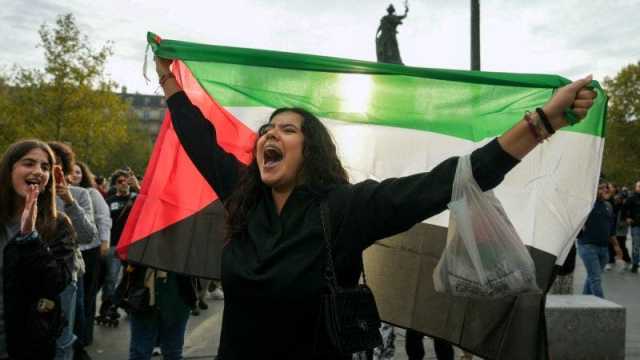 فرنسا تحظر التظاهرات المؤيدة للفلسطينيين وتهدد باعتقال منظميها