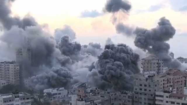 جنون الانتقام.. غارات اسرائيلية تمحو احياء باكملها في غزة