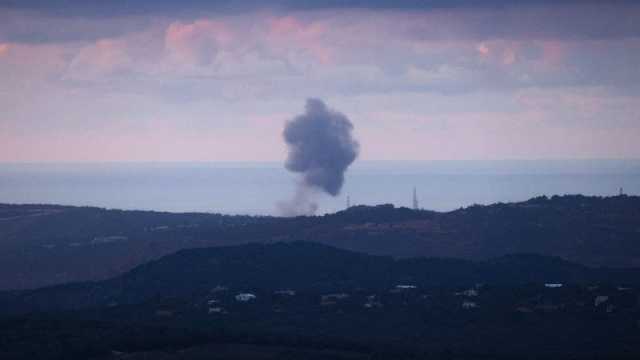 قصف صاروخي اسرائيلي يدمر مصنعا للالمنيوم بجنوب لبنان