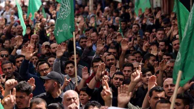 ما هي شروط المنظمة للموافقة على انضمام حماس إليها؟