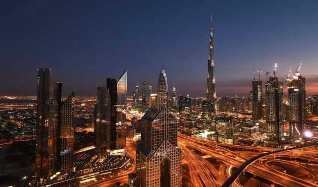 دبي.. تمديد «العمل عن بُعد» بالجهات الحكومية والمدارس الخاصة غداً الأربعاء