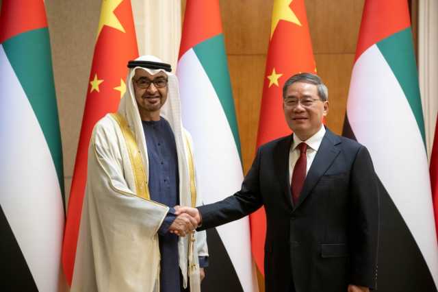 بالفيديو | محمد بن زايد يبحث مع رئيس مجلس الدولة الصيني تعزيز علاقات البلدين