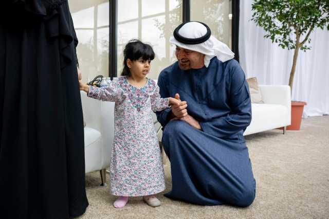 فيديو | محمد بن زايد يزور المستشفى الوطني للأطفال في واشنطن.. ويلتقي عائلات أطفال إماراتيين يتلقون العلاج