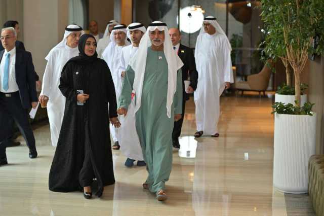 نهيان بن مبارك يؤكد أهمية المؤتمرات العلمية لتعزيز الرعاية الصحية في الإمارات