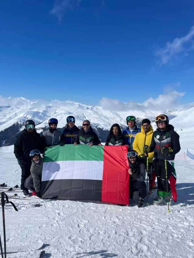 منتخب الإمارات للتزلج يصل الدولة بعد مشاركته بالمعسكر التطويري في دافوس