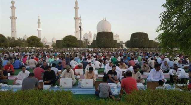 رمضان في الإمارات.. محطة سنوية لإطلاق المبادرات الخيرية