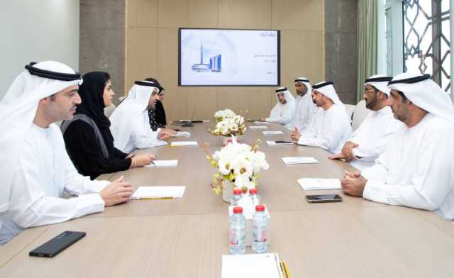 محاكم دبي تجتمع مع غرف دبي لتعزيز التعاون بين الجانبين