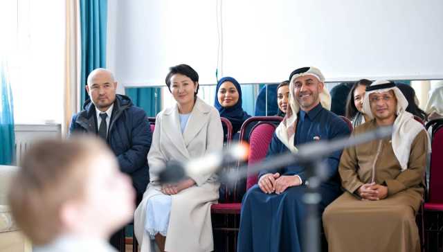 سيدة قيرغيزستان الأولى تستعرض مع الوفد الإماراتي تعزيز جودة الحياة
