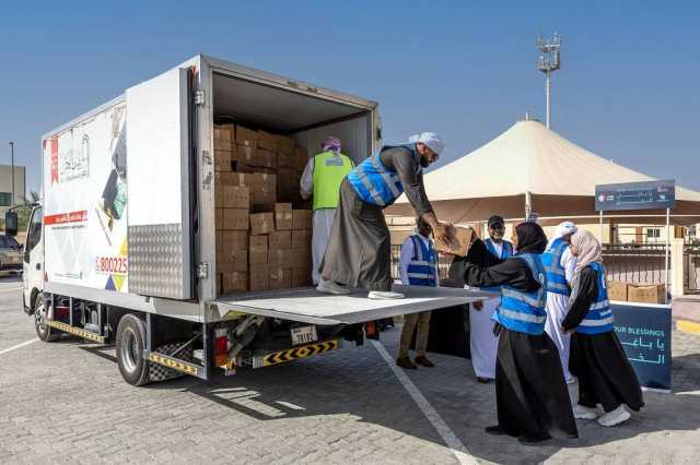 300 موظف من «إينوك» يوزعون وجبات الإفطار ومنتجات البقالة