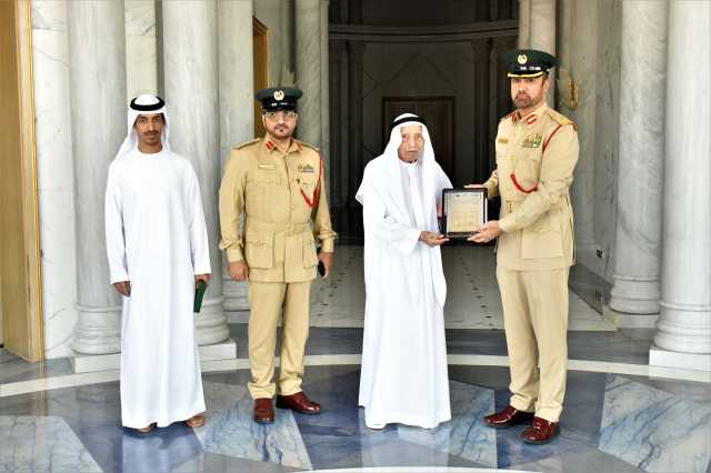 تعزيز الجانب الثقافي والتعليمي لنزلاء «عقابية دبي»