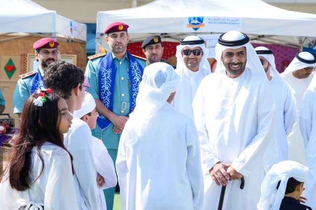 أحمد بن سعود يشهد احتفالات «أكاديمية رأس الخيمة» بعيد الاتحاد