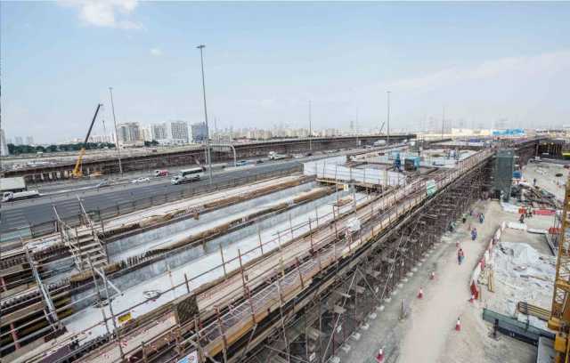 «طرق دبي» تنجز 50% من مشروع تطوير تقاطع شارع جرن السبخة مع شارع الشيخ محمد بن زايد