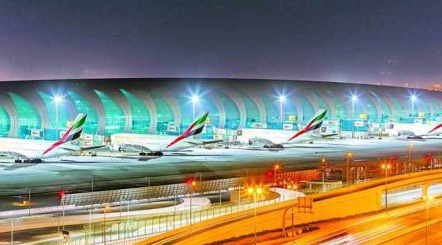 مطارات دبي توفر منصات للترحيب بالضيوف